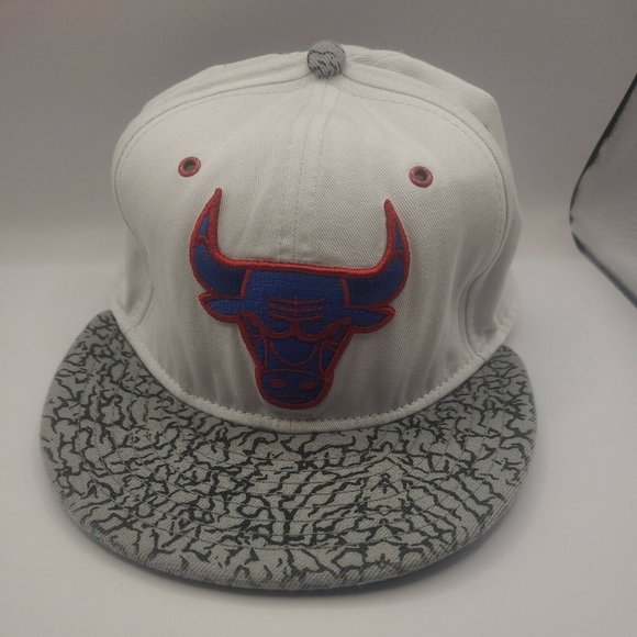 Chicago Bulls Fitted Hat Size 8 New Era 9Fifty Grey and Black Marble Bill Cap - Picture 1 of 10